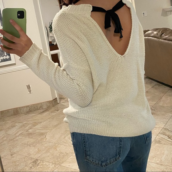 Forever 21 Cream Sweater - Picture 2 of 2